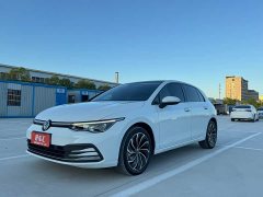 Volkswagen Golf 2023 280TSI DSG Pro - ფოტო 1