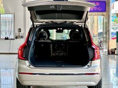 Volvo XC90 2025 Facelift B6 Smart Luxury 6-Seater - ფოტო 10