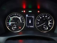 Toyota Vellfire Crown Hybrid 2.5L HV Premium Edition - фото 5