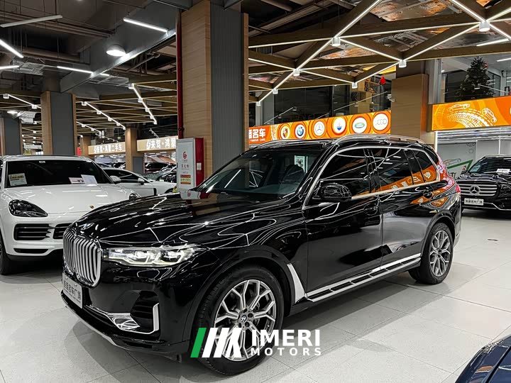 BMW X7 Facelift xDrive40i Premier Luxury Package - ავტომობილი ჩინეთიდან