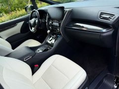 Lexus LM 2020 300h Four-Seat Royal Edition - ფოტო 16