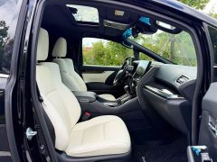 Lexus LM 2020 300h Four-Seat Royal Edition - ფოტო 17