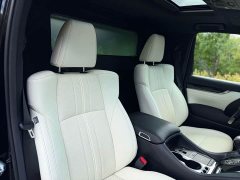Lexus LM 2020 300h Four-Seat Royal Edition - ფოტო 18