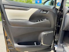 Lexus LM 2020 300h Four-Seat Royal Edition - ფოტო 7