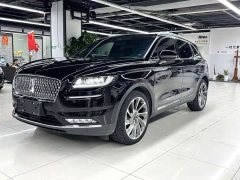 Lincoln Explorer 2.7T AWD Prestige - ფოტო 1