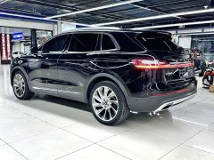 Lincoln Explorer 2.7T AWD Prestige - ფოტო 7