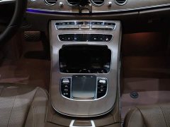 Mercedes-Benz E-Class E 300 L Luxury - ფოტო 10
