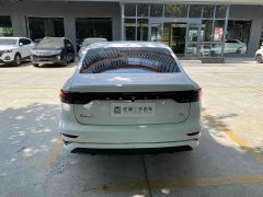 Geely Emgrand 4th Generation 1.5L CVT Luxury - ფოტო 5