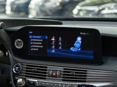 Lexus LS 500h Premier - ფოტო 16