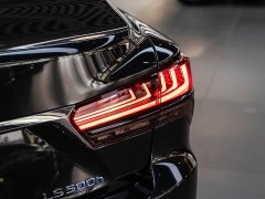 Lexus LS 500h Premier - ფოტო 7