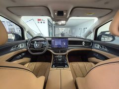 Denza BYD Denza D9 DM-i 980 Four-Wheel Drive Premium - ფოტო 12