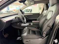 Tesla Model Y Rear-Wheel Drive - ფოტო 11