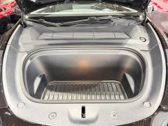 Tesla Model Y Rear-Wheel Drive - ფოტო 14