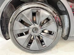 Tesla Model Y Rear-Wheel Drive - ფოტო 16