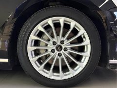 Audi A8 A8L 50 TFSI quattro Comfort Heritage Edition - ფოტო 17
