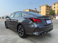SAIC MG5 2023 180DVVT CVT Luxury - ფოტო 8