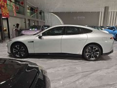 XPeng P7 670N - ფოტო 4