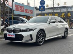 BMW 3 Series 320Li M Sport Package - ფოტო 1