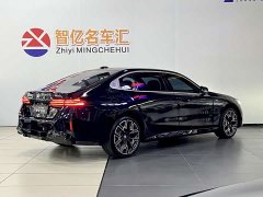 BMW 5 Series 530Li Luxury M Sport Package - ფოტო 16
