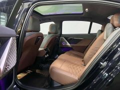 BMW 5 Series 530Li Luxury M Sport Package - ფოტო 7