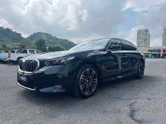 BMW 5 Series 530Li Premier M Sport Package - ფოტო 1