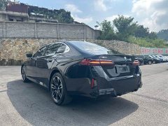 BMW 5 Series 530Li Premier M Sport Package - ფოტო 9