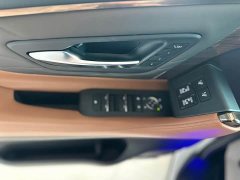 Toyota Alphard Hybrid 2.5L Premium Edition - ფოტო 12