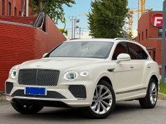 Bentley Bentayga 4.0T V8 - ფოტო 3