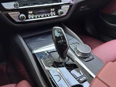 BMW 5 Series 530Li Luxury M Sport Package - ფოტო 15