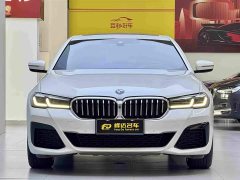 BMW 5 Series 530Li Luxury M Sport Package - ფოტო 3