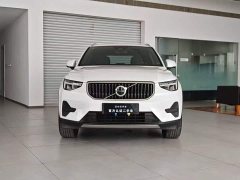 Volvo XC40 2025 B3 Smart Luxury Edition - ფოტო 2
