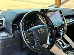 Toyota Alphard Hybrid 2.5L Premium Edition - ფოტო 7