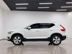 Volvo XC40 T4 AWD Smart Fashion Edition - ფოტო 2