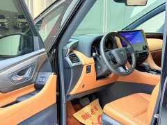 Toyota Vellfire Crown Hybrid 2.5L Executive Premier Edition - ფოტო 4