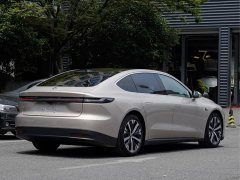 NIO ET7 75kWh Executive - ფოტო 4