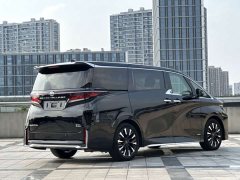 Toyota Vellfire Crown Hybrid 2.5L Premium Edition - ფოტო 11