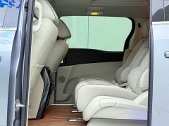 Buick GL8 Land Executive Cabin 652T Luxury - ფოტო 8