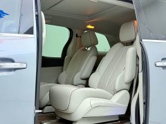 Buick GL8 Land Executive Cabin 652T Luxury - ფოტო 9