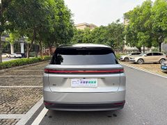 Li Auto i8 Standard Edition - ფოტო 7