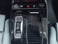 Audi A6L e-tron Launch Edition with Qiankun Intelligent Driving - ფოტო 12
