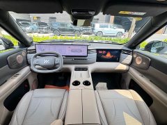 IM Motors Zhiji LS8 66 Ultra Tech Flagship 5-Seater - photo 13