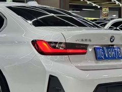 BMW 3 Series 325i M Sport Package - ფოტო 12