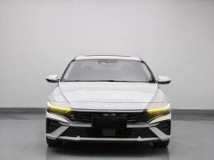 Hyundai Elantra 1.5L CVT Luxury - ფოტო 2