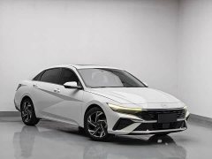 Hyundai Elantra 1.5L CVT Luxury - ფოტო 3