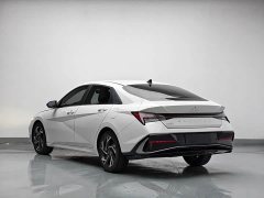 Hyundai Elantra 1.5L CVT Luxury - ფოტო 6