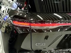 NIO ES8 75kWh Executive - ფოტო 18
