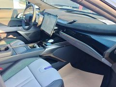 HiPhi Z Five-Seater - ფოტო 8