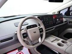 Li Auto i8 2025 Standard Edition - ფოტო 16