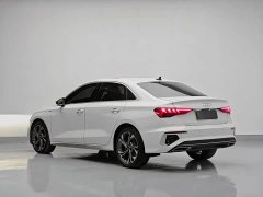 Audi A3 Facelift A3L Limousine 35 TFSI Luxury Sport - ფოტო 4