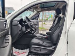 Honda Vezel 1.5L CVT Pioneer Edition - ფოტო 8